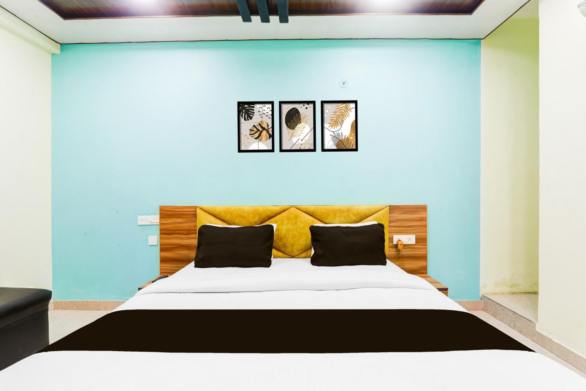 Hotel O Kashi Costa & Restaurant Varanasi